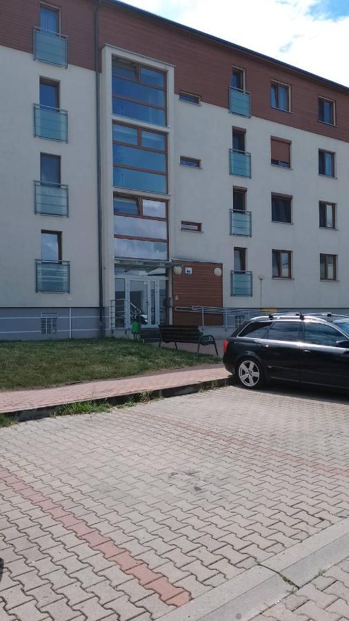 Apartament Zalesie Z Tarasem Lubiń Exteriör bild