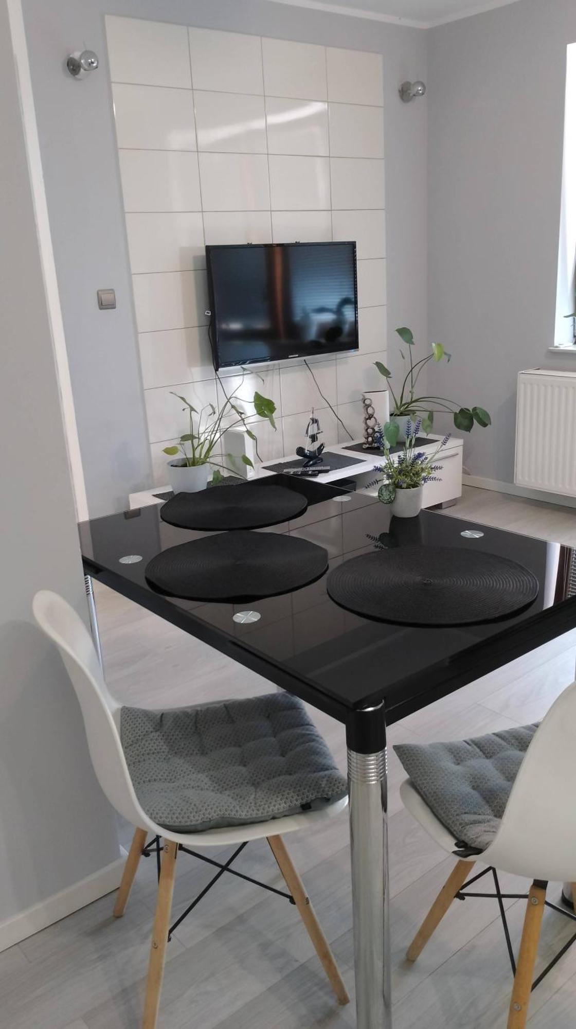 Apartament Zalesie Z Tarasem Lubiń Exteriör bild